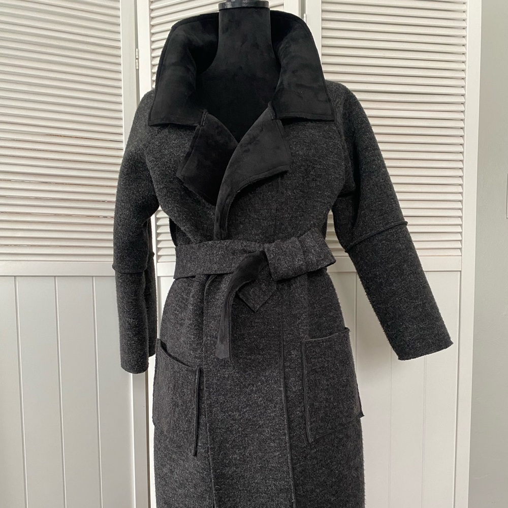 Stylish lightweight coat with belt, one size fit all